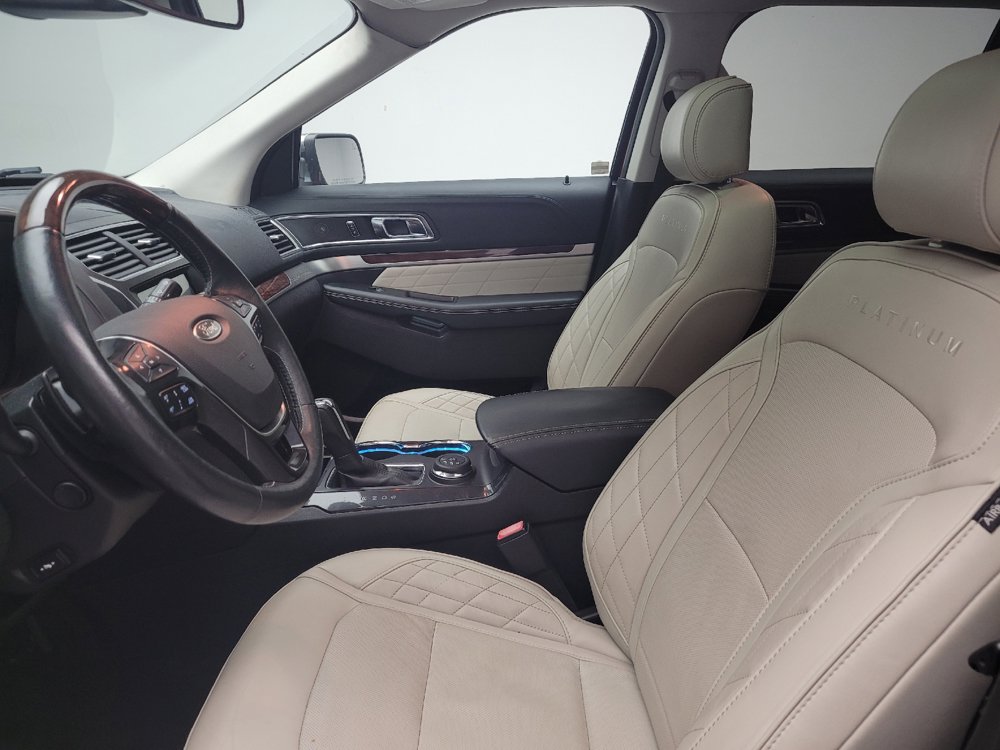 Used 2017 Ford Explorer Platinum AWD/4WD image 17