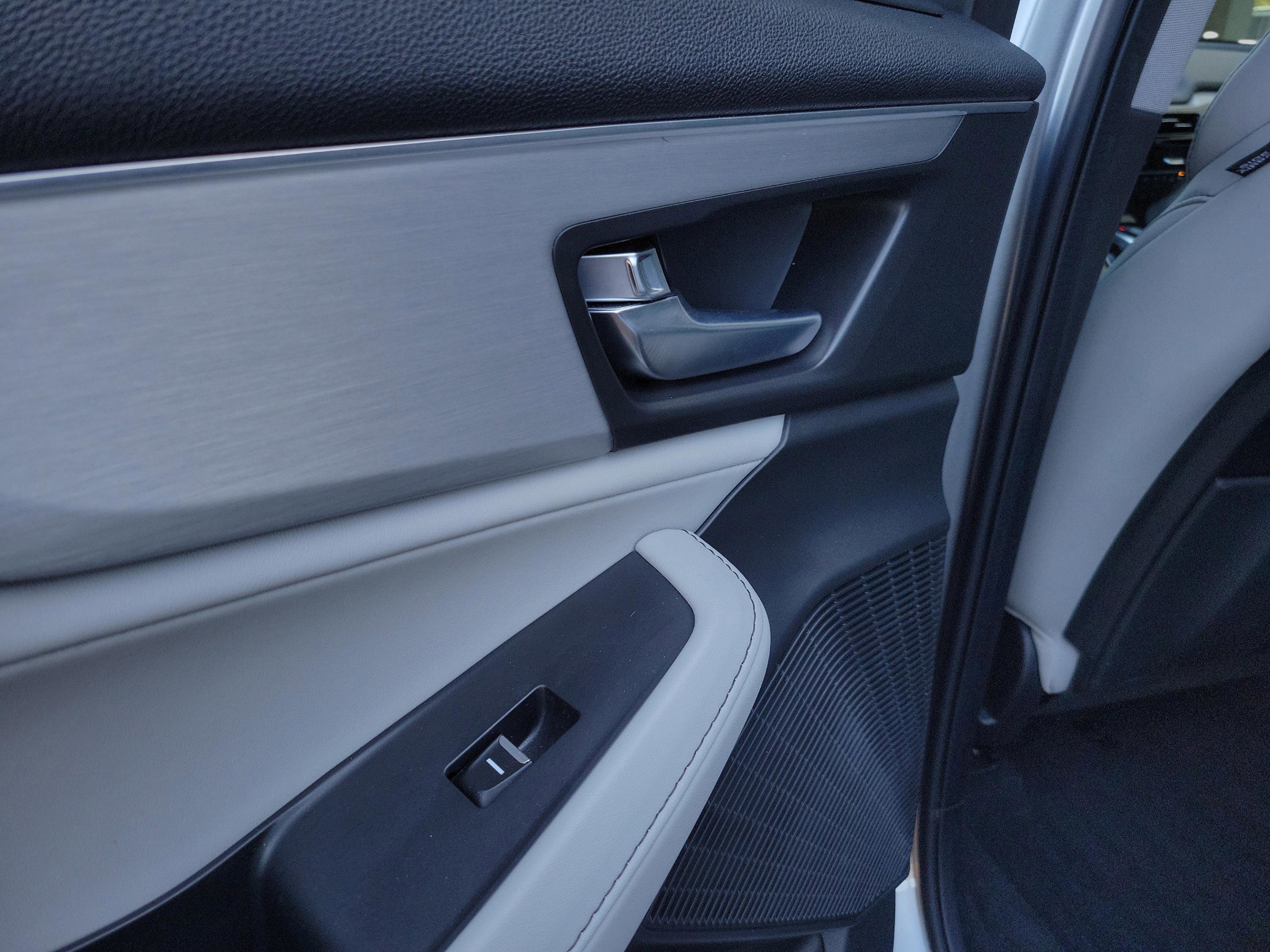 Used 2023 Acura MDX FWD w/ Technology Package image 29