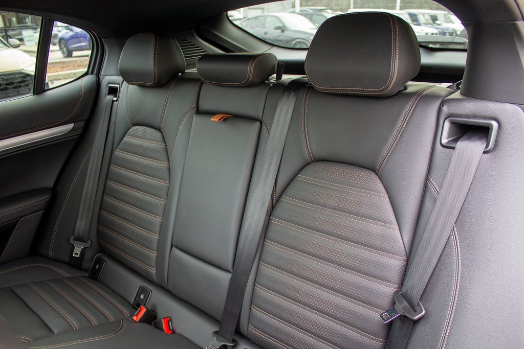 New 2025 Alfa Romeo Stelvio Sprint image 22