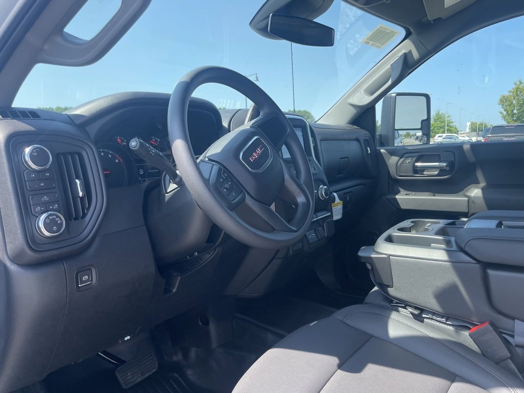 New 2025 GMC Sierra 2500 Pro w/ Convenience Package image 11