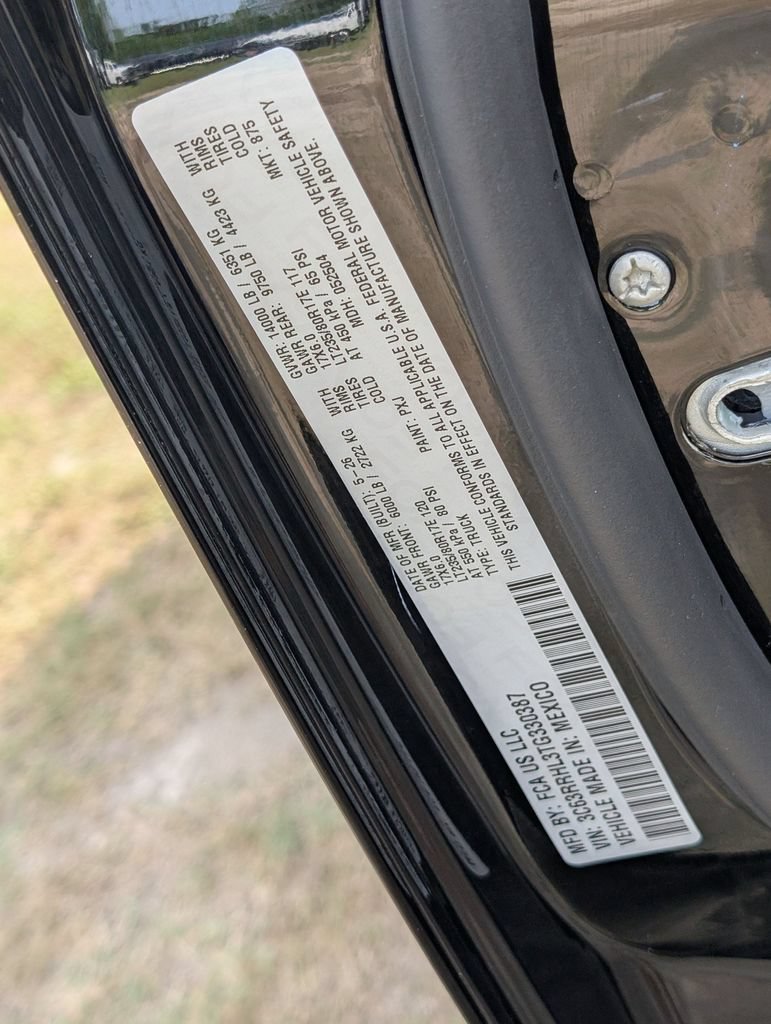 New 2026 RAM 3500 Big Horn AWD/4WD image 33