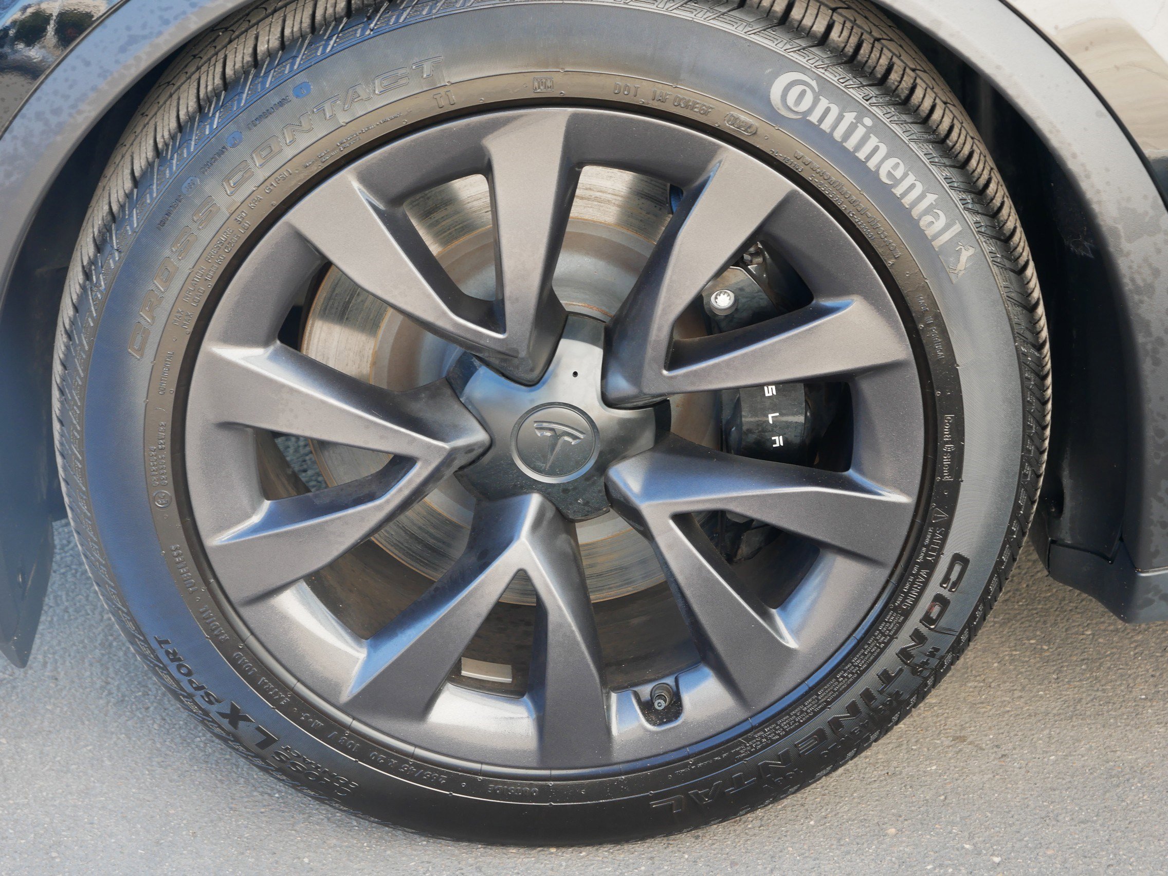 Used 2024 Tesla Model X image 15