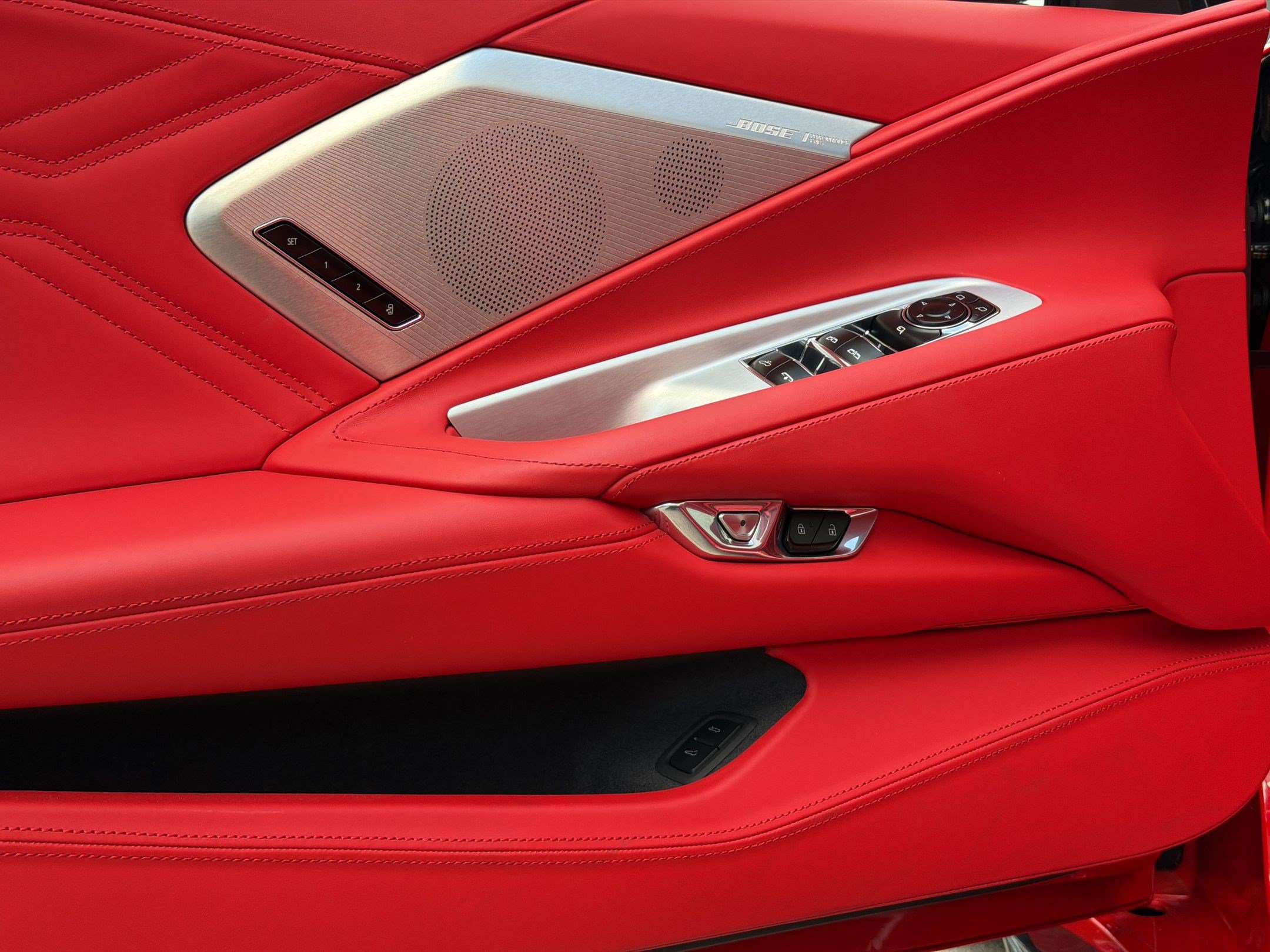 Used 2024 Chevrolet Corvette Z06 RWD image 14