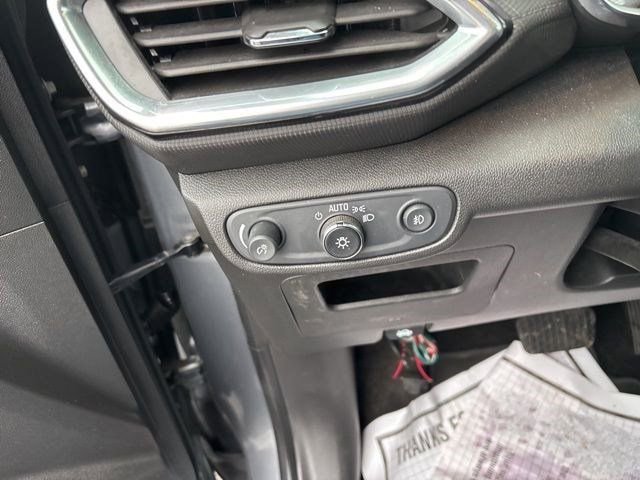 Used 2022 Chevrolet TrailBlazer LT image 19