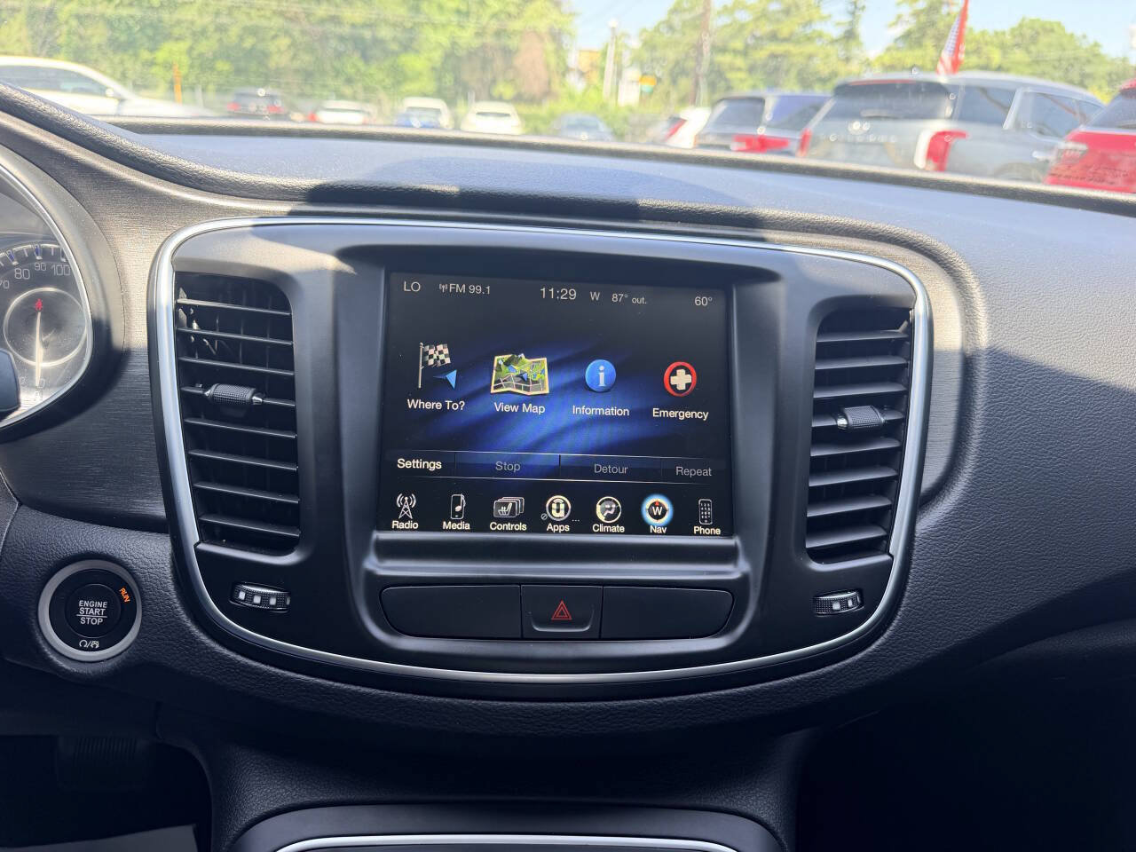 Used 2017 Chrysler 200 Limited Platinum w/ Comfort & Convenience Group FWD image 30