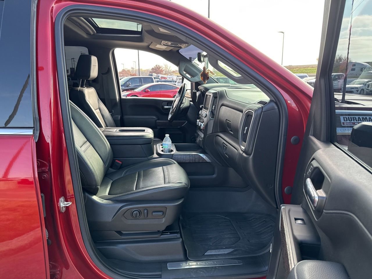 Used 2022 GMC Sierra 3500 Denali w/ Denali Ultimate Package image 13