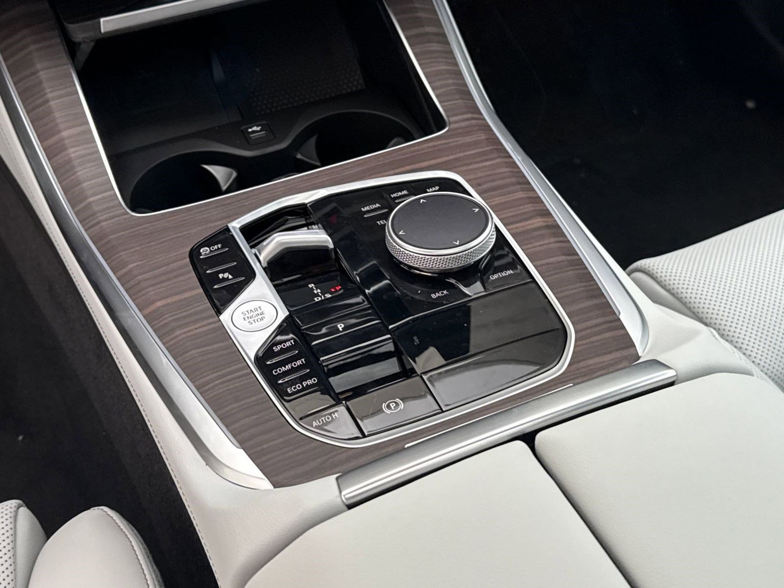 Used 2026 BMW X5 sDrive40i image 17