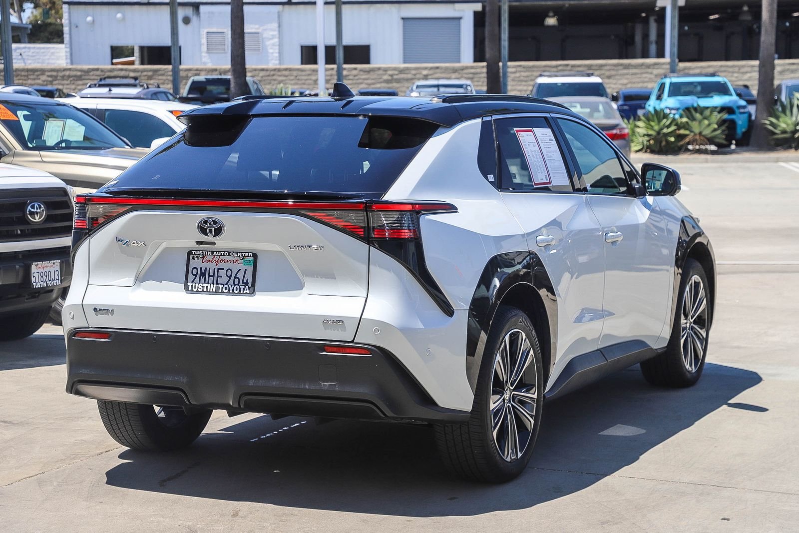 Certified 2024 Toyota bZ4X AWD w/ Weather Package image 6