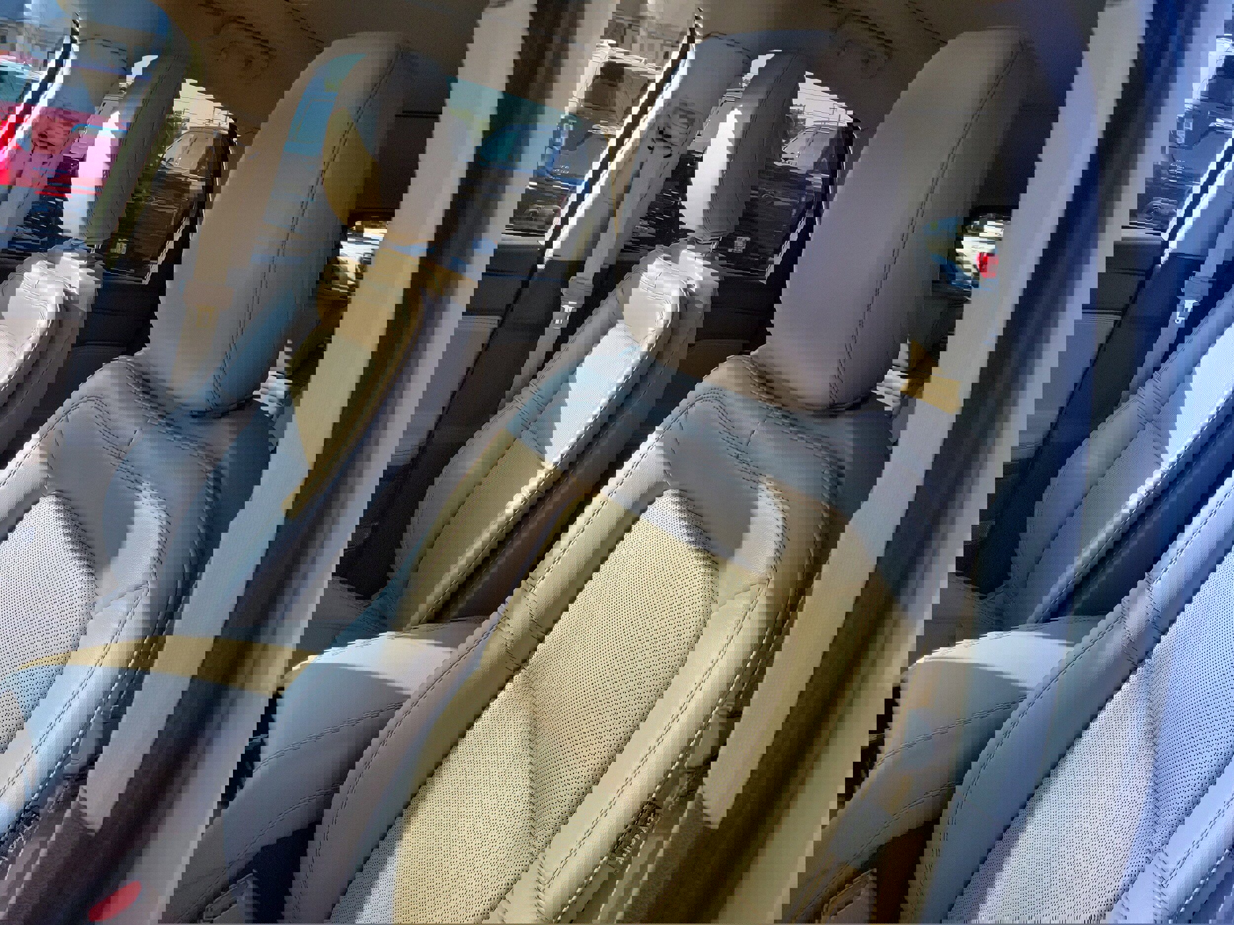 Used 2022 Lincoln Corsair Reserve w/ Equipment Group 201A image 19