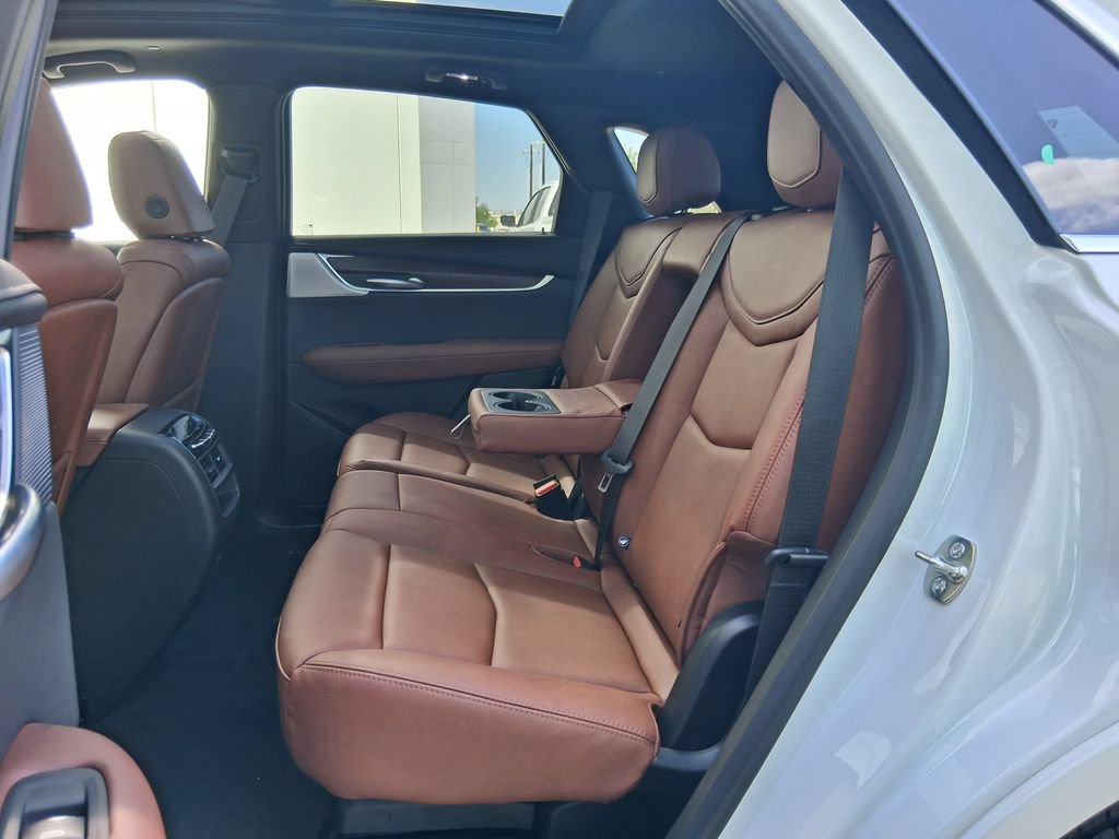 New 2026 Cadillac XT5 Premium Luxury w/ Driver Assist Package FWD image 21