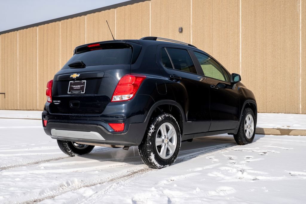 Certified 2021 Chevrolet Trax LT w/ Driver Confidence Package image 9