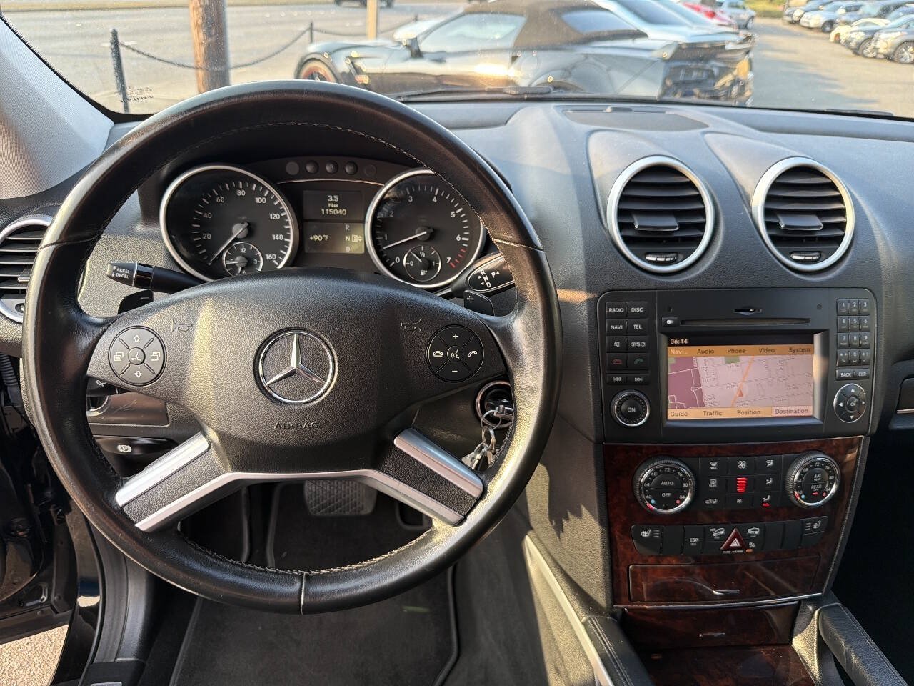 Used 2010 Mercedes-Benz ML 350 4MATIC image 28