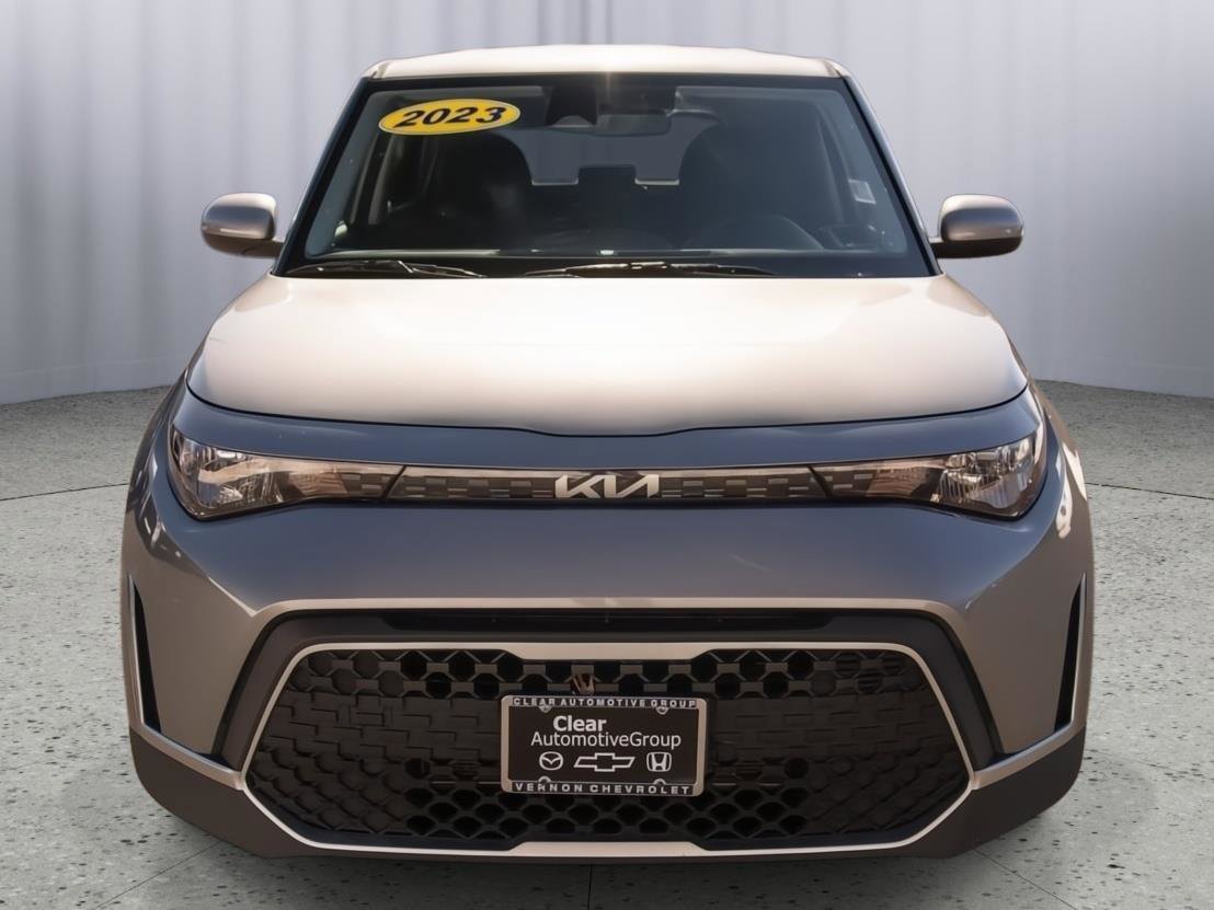 Used 2023 Kia Soul LX FWD image 17