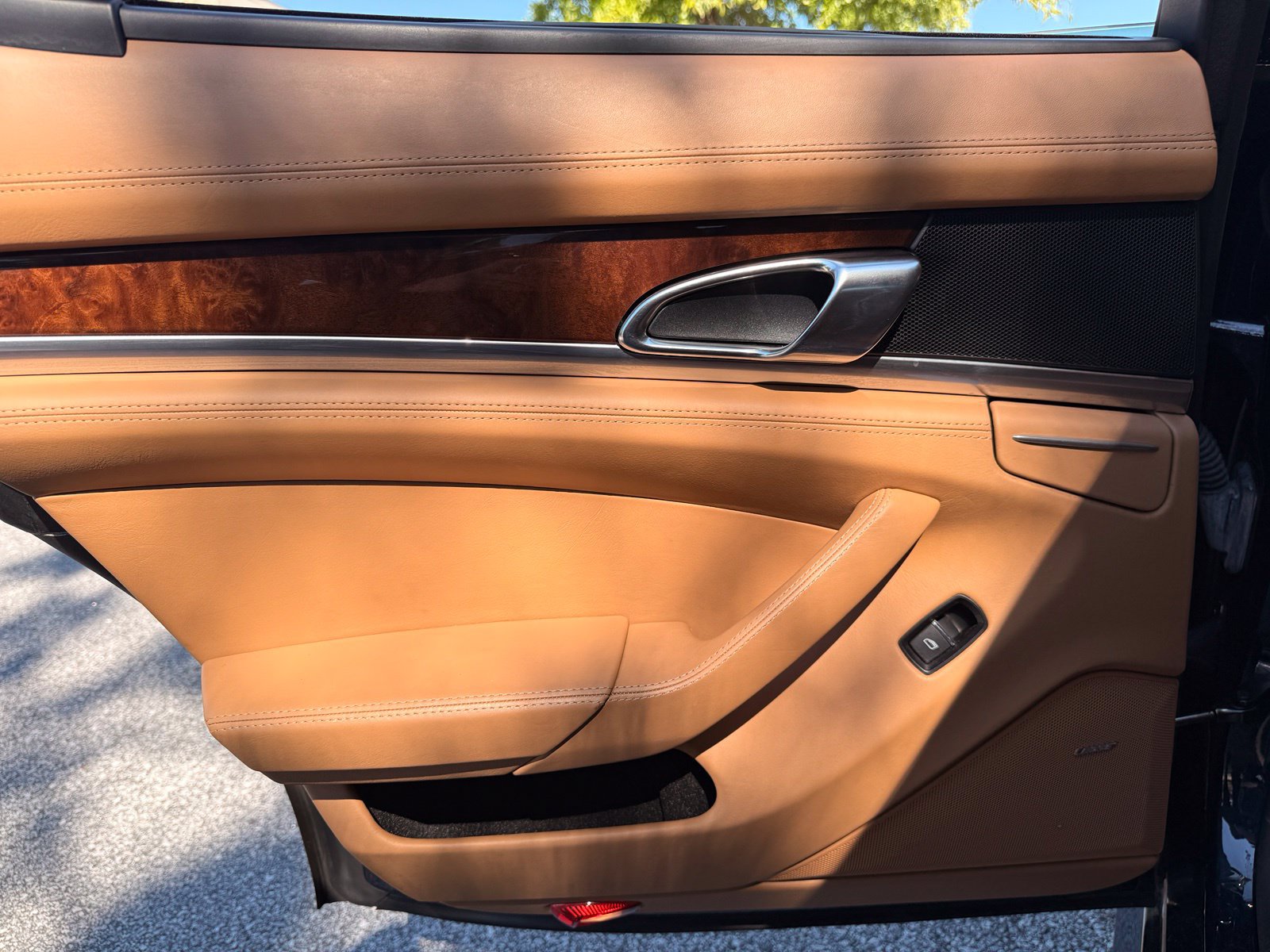Used 2012 Porsche Panamera AWD/4WD image 44