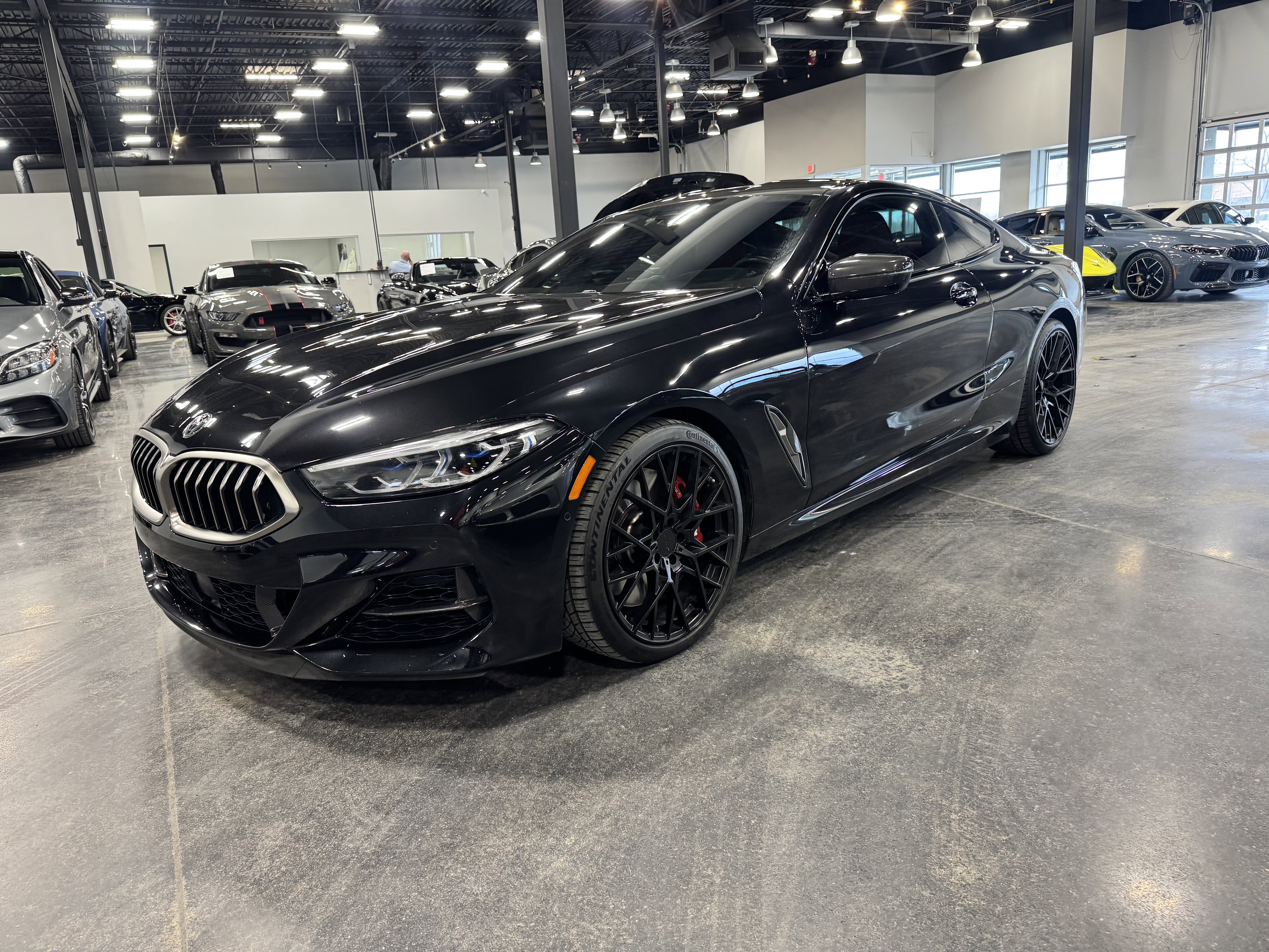 Used 2020 BMW M850i xDrive Coupe w/ M Carbon Exterior Package image 27