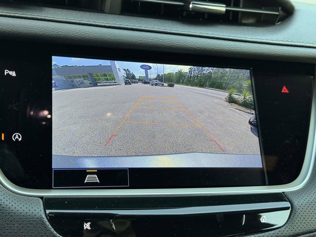 Used 2024 Cadillac XT5 Premium Luxury AWD/4WD image 4