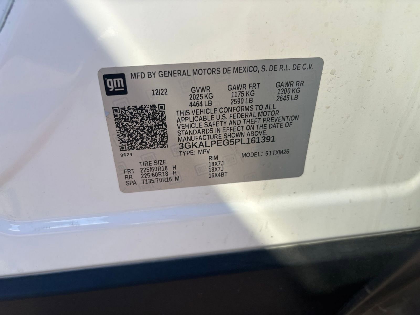 Used 2023 GMC Terrain SLT image 29