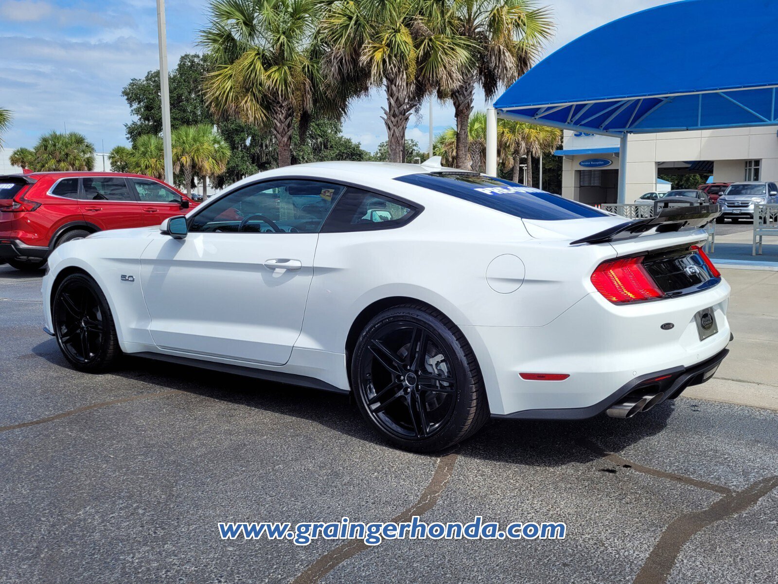 Used 2022 Ford Mustang GT Premium w/ Equipment Group 401A image 3