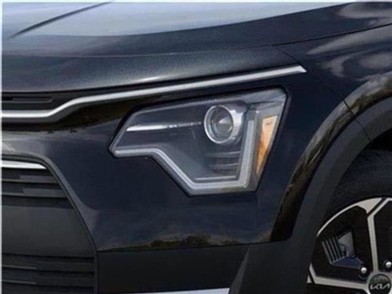 New 2025 Kia Niro EX image 91