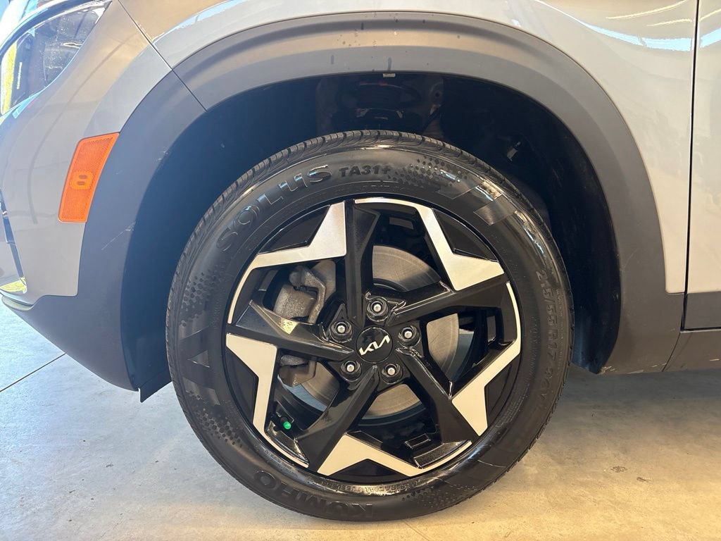 Certified 2024 Kia Seltos EX AWD/4WD image 30