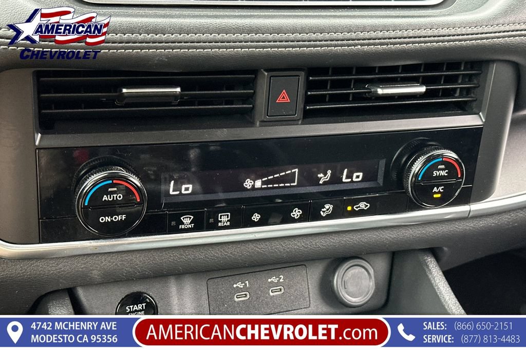 Used 2024 Nissan Rogue SV FWD image 28