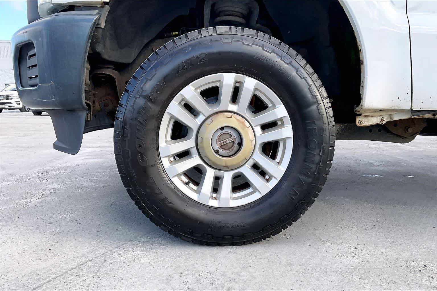 Used 2012 Ford F250 XL w/ FX4 Off Road Pkg AWD/4WD image 8