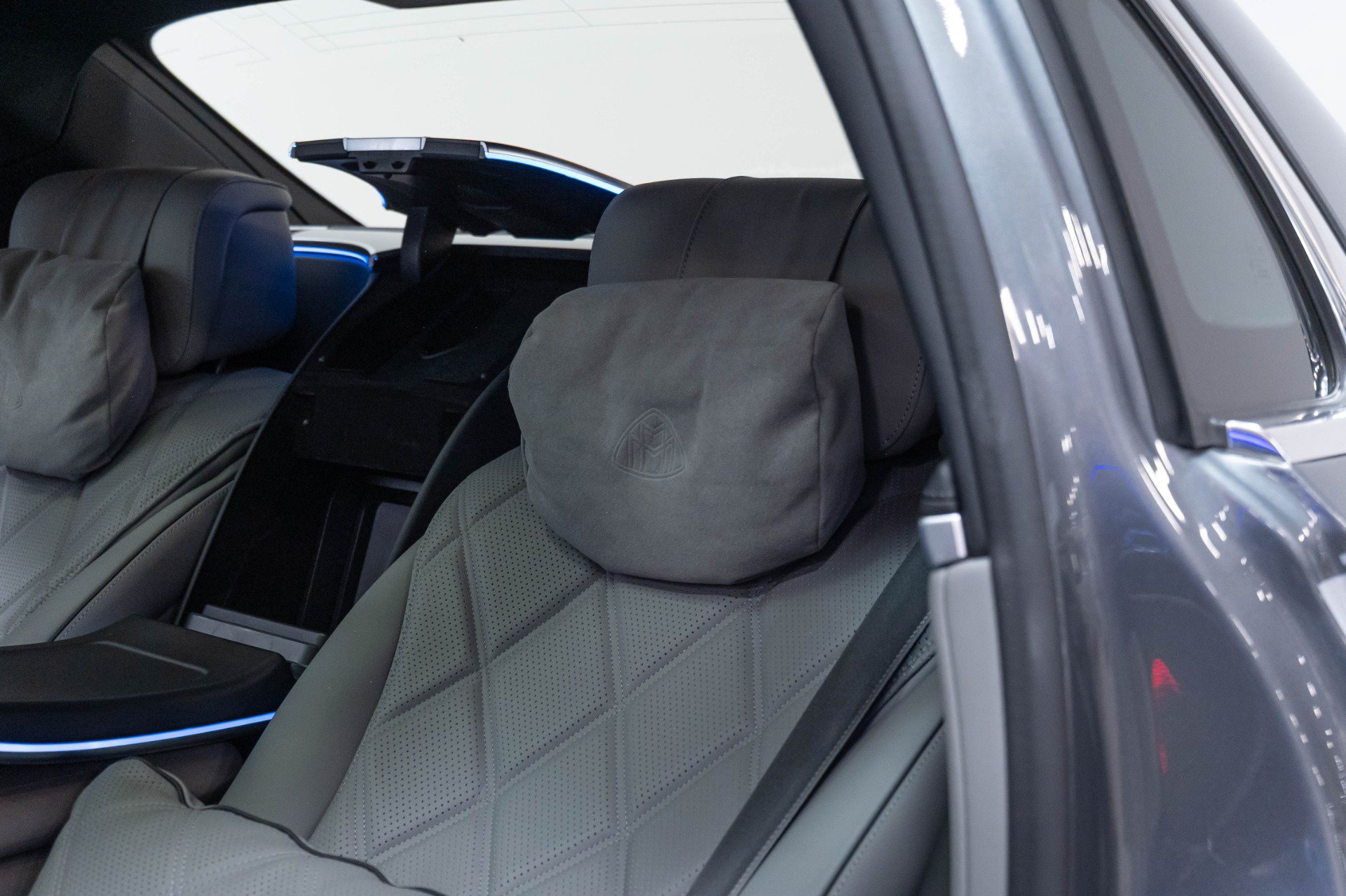 Used 2024 Mercedes-Benz Maybach S 680 4MATIC image 41