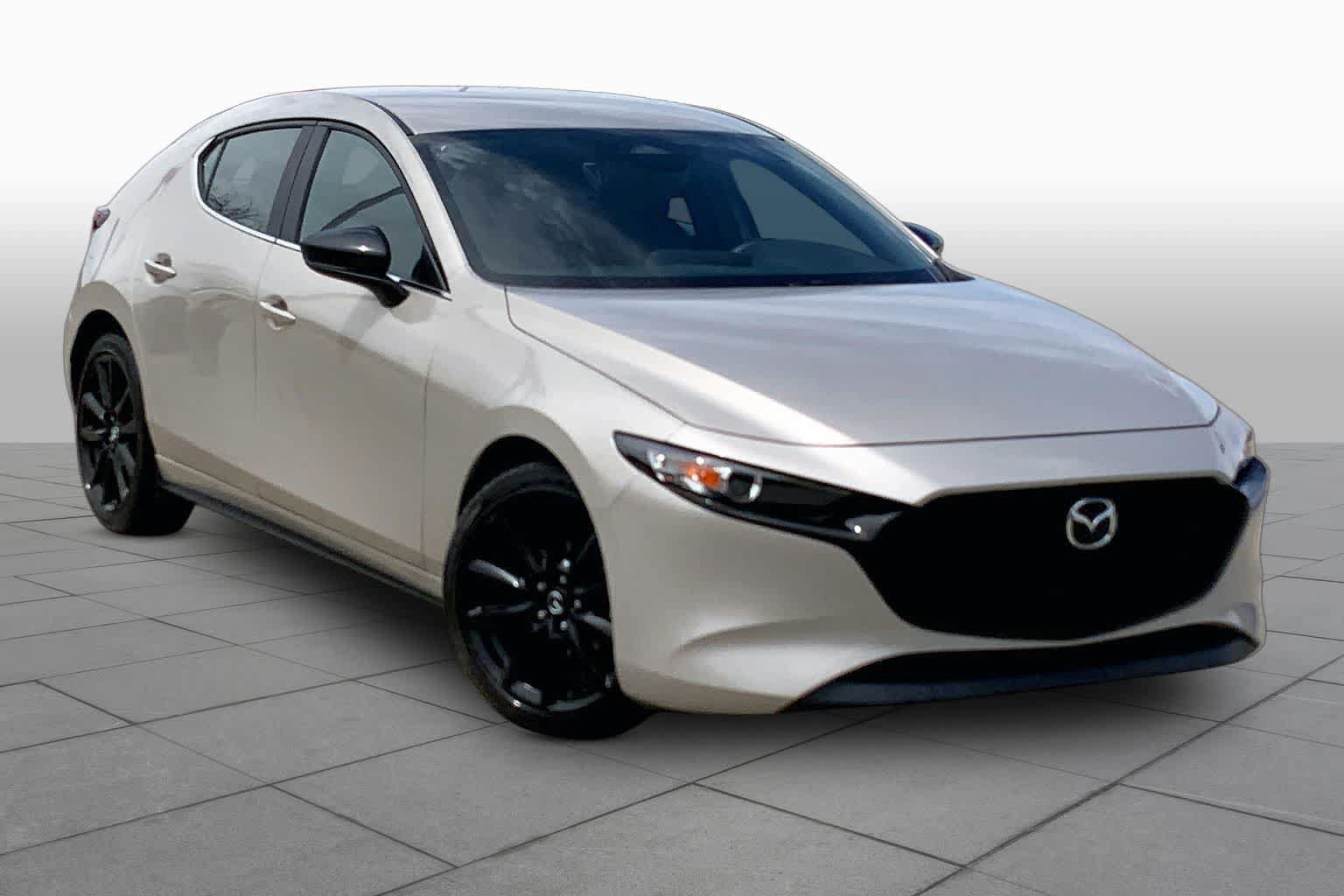 Used 2024 MAZDA MAZDA3 s FWD image 3