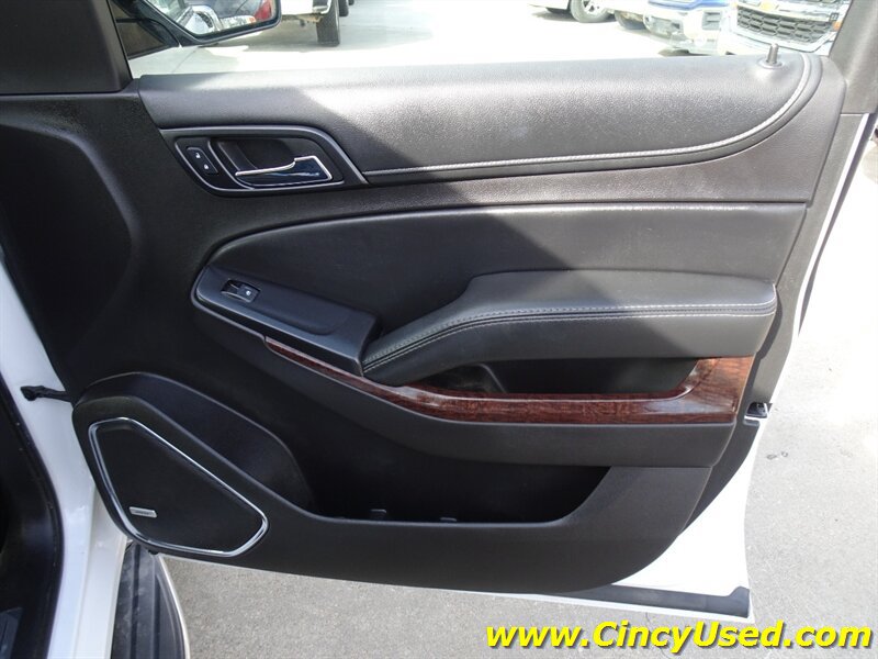 Used 2016 GMC Yukon XL SLT AWD/4WD image 28