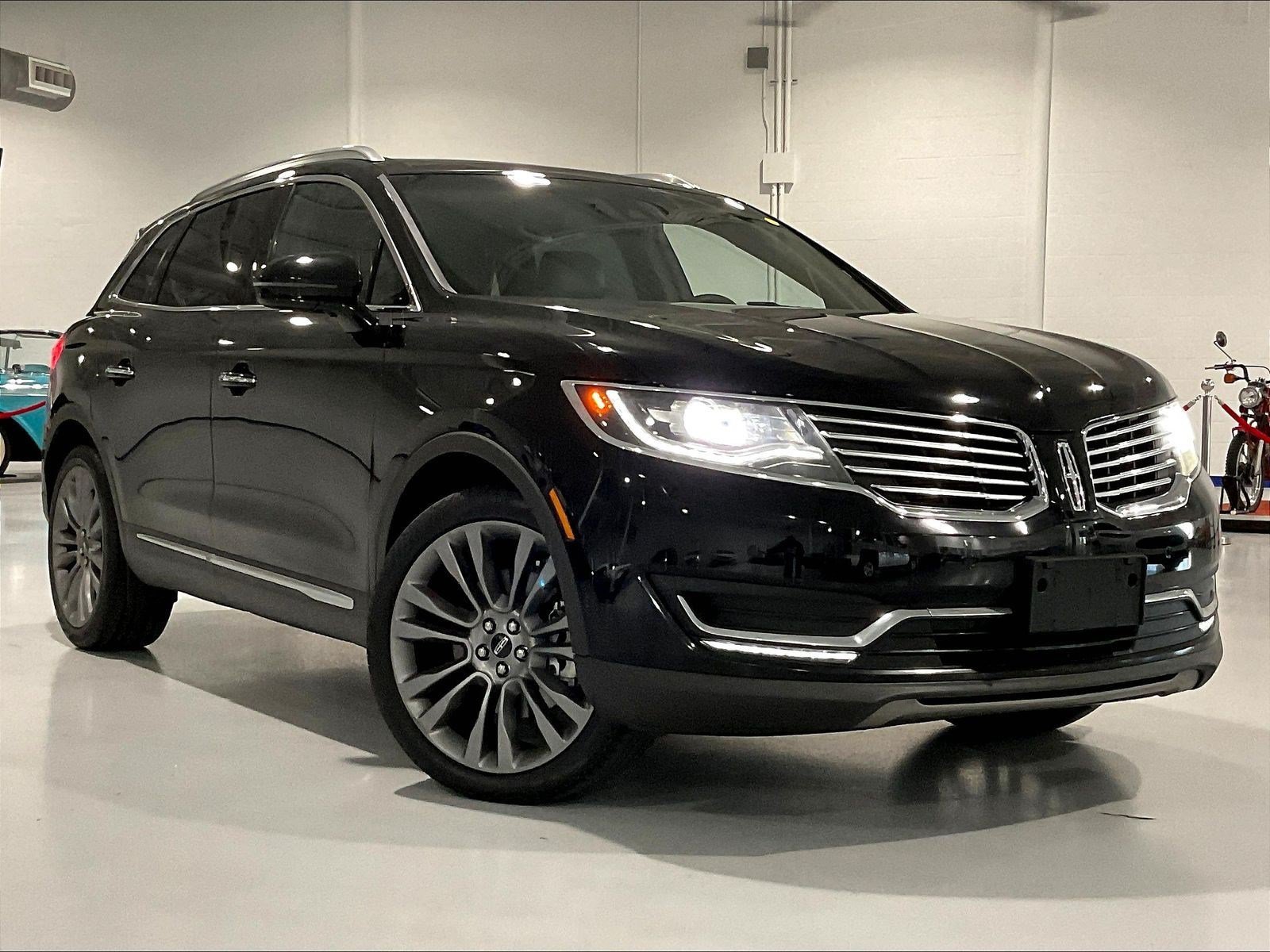 Used 2018 Lincoln MKX Reserve w/ Driver Assistance Package FWD image 2