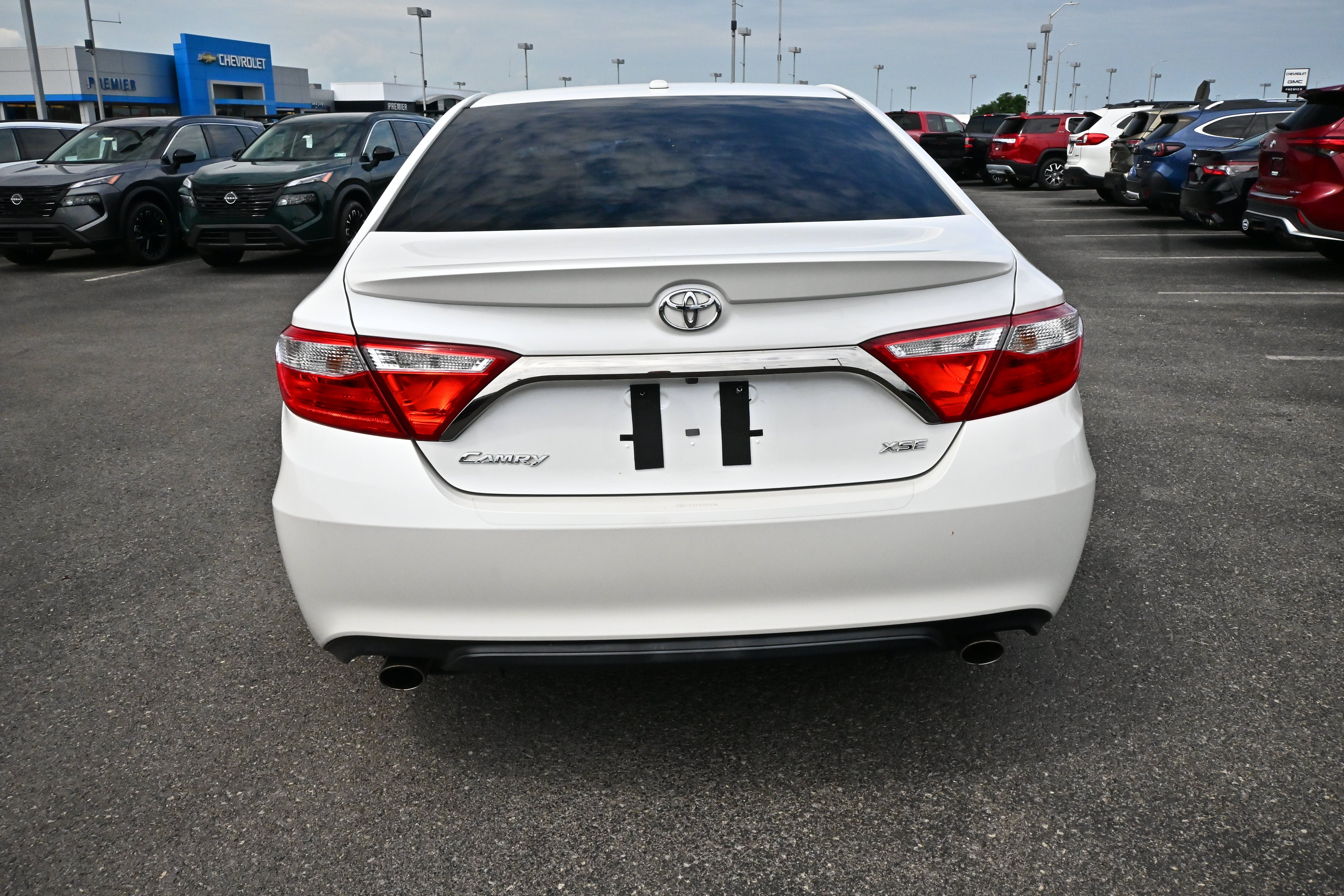 Used 2017 Toyota Camry XSE w/ Protection Package (Q2) FWD image 7