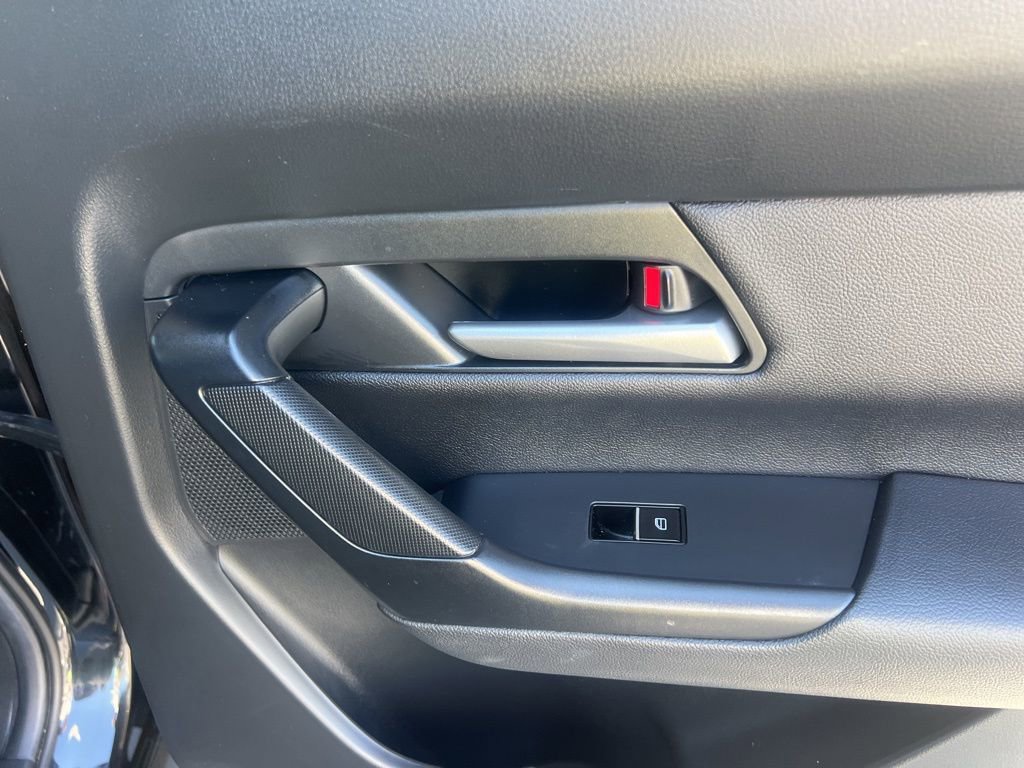 Used 2025 MAZDA CX-50 AWD 2.5 S w/ Premium Package image 34