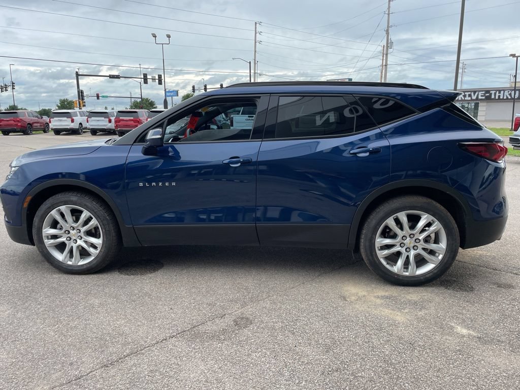 Used 2022 Chevrolet Blazer LT w/ Sound & Technology Package AWD/4WD image 6