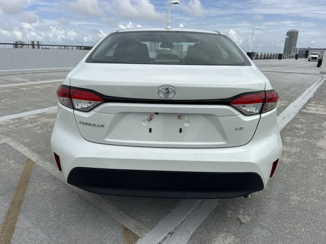 Used 2023 Toyota Corolla LE w/ LE Premium Package FWD image 24