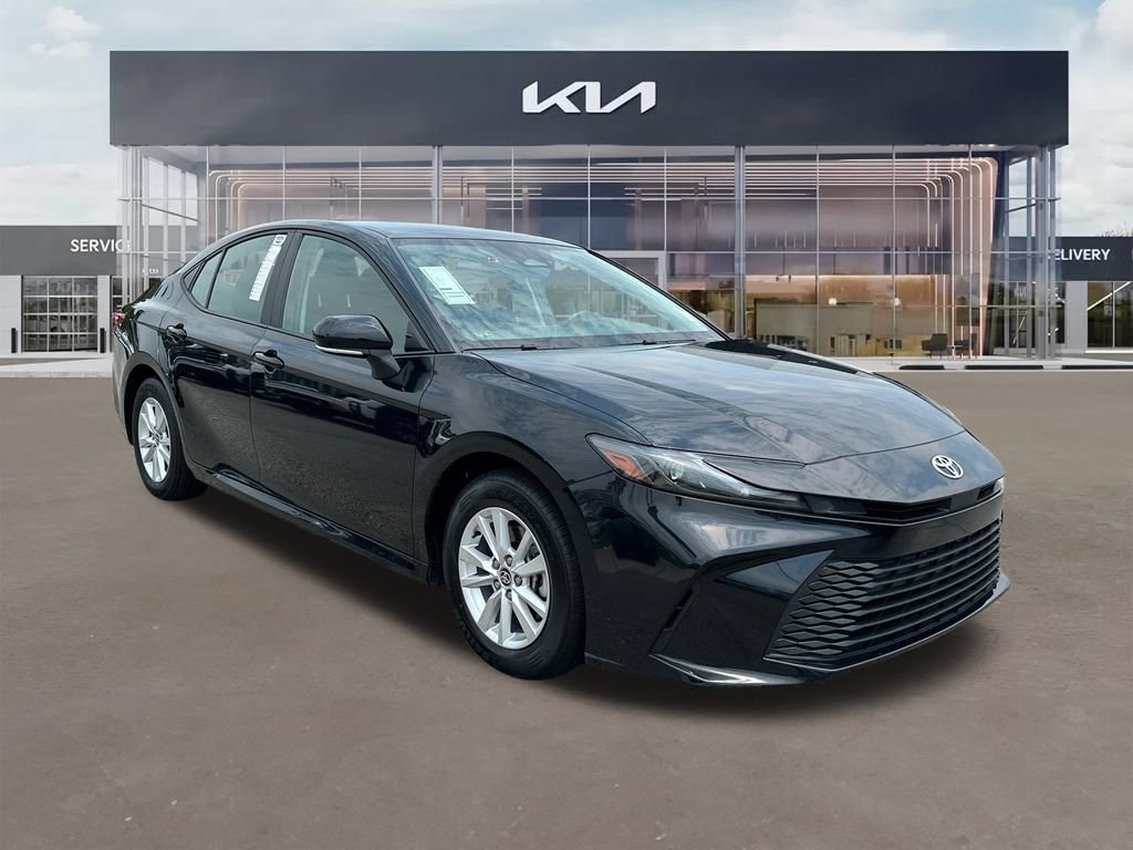 Used 2025 Toyota Camry LE AWD/4WD video 1
