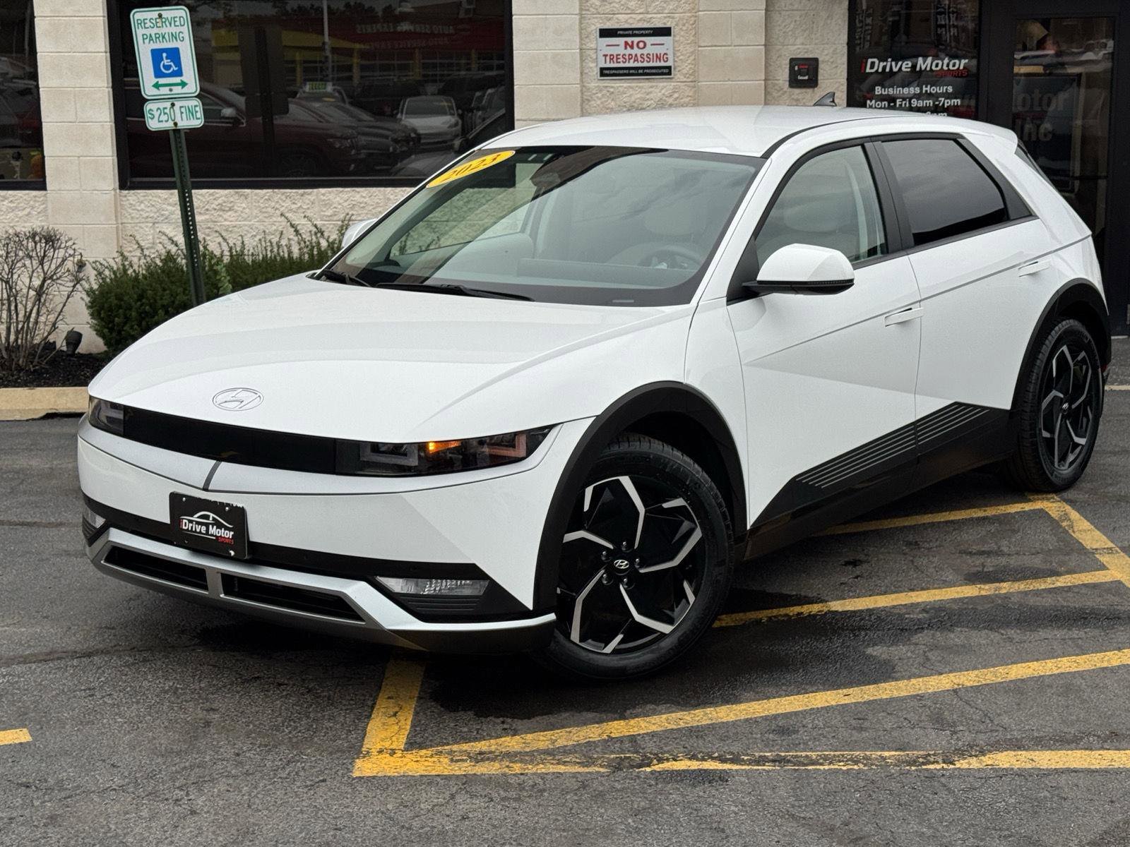 Used 2023 Hyundai Ioniq 5 SEL image 2