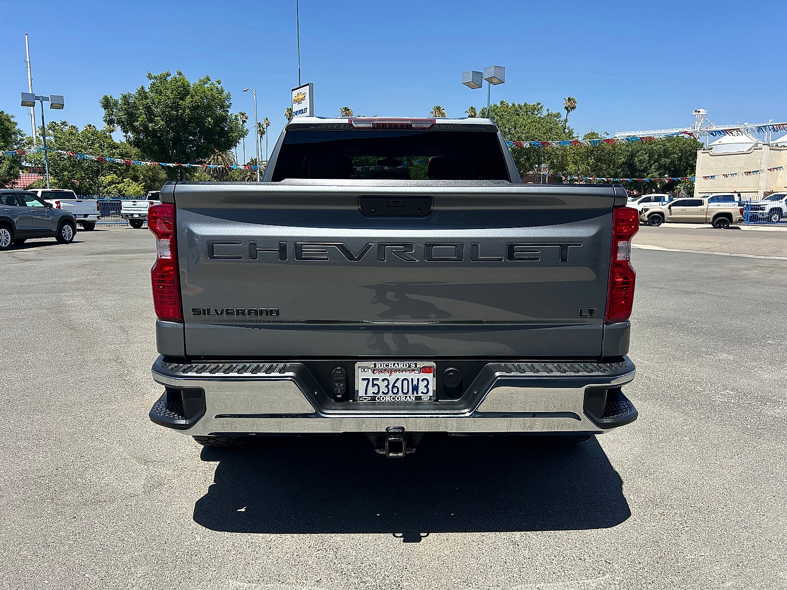 Used 2021 Chevrolet Silverado 1500 LT AWD/4WD image 4