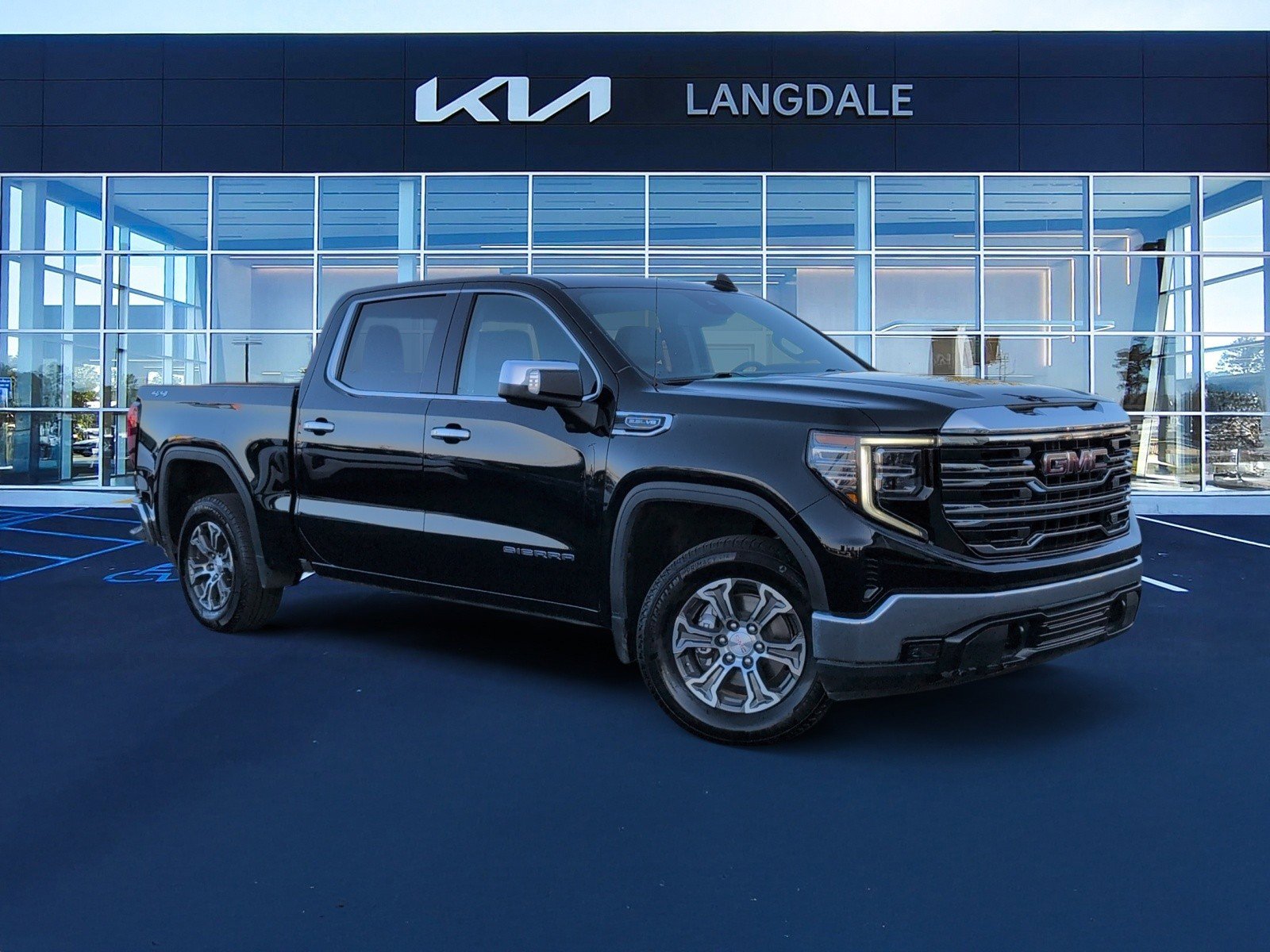 Used 2025 GMC Sierra 1500 SLT