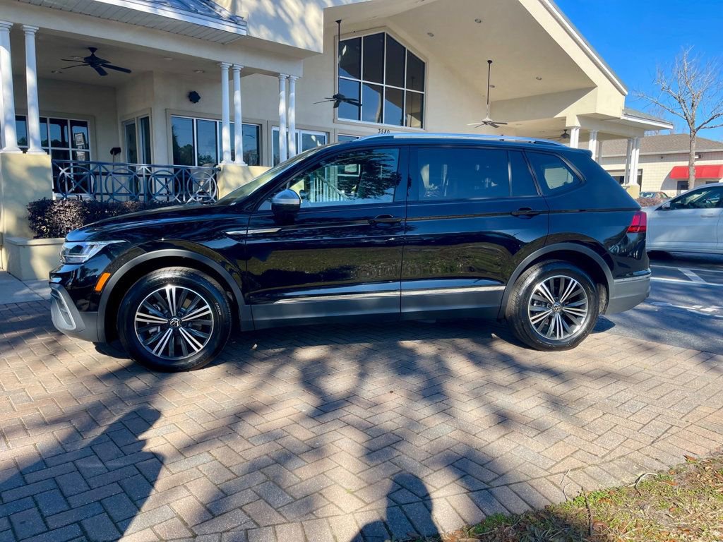 Used 2024 Volkswagen Tiguan Wolfsburg Edition image 2