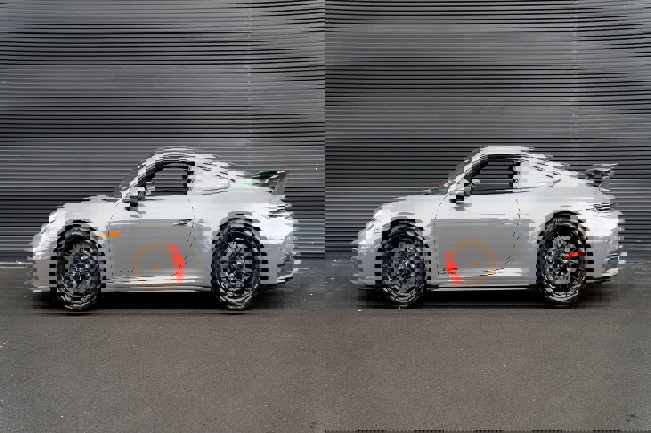 New 2026 Porsche 911 Carrera GTS image 2