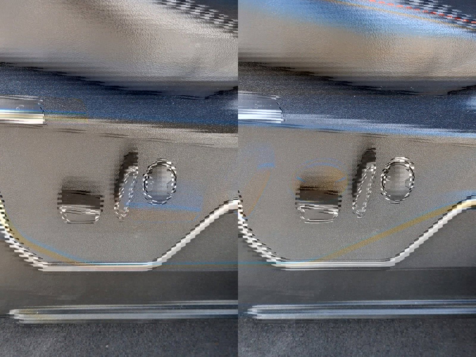 Used 2025 Ford F150 Raptor w/ Equipment Group 803A Raptor R image 24