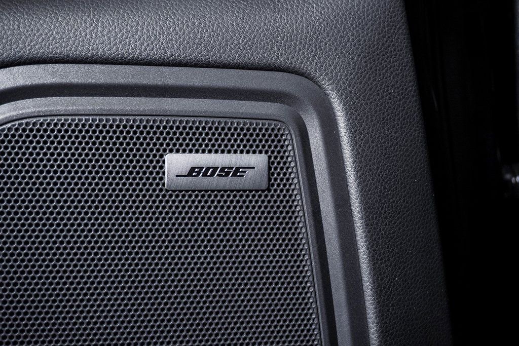 Certified 2025 Porsche Macan image 27