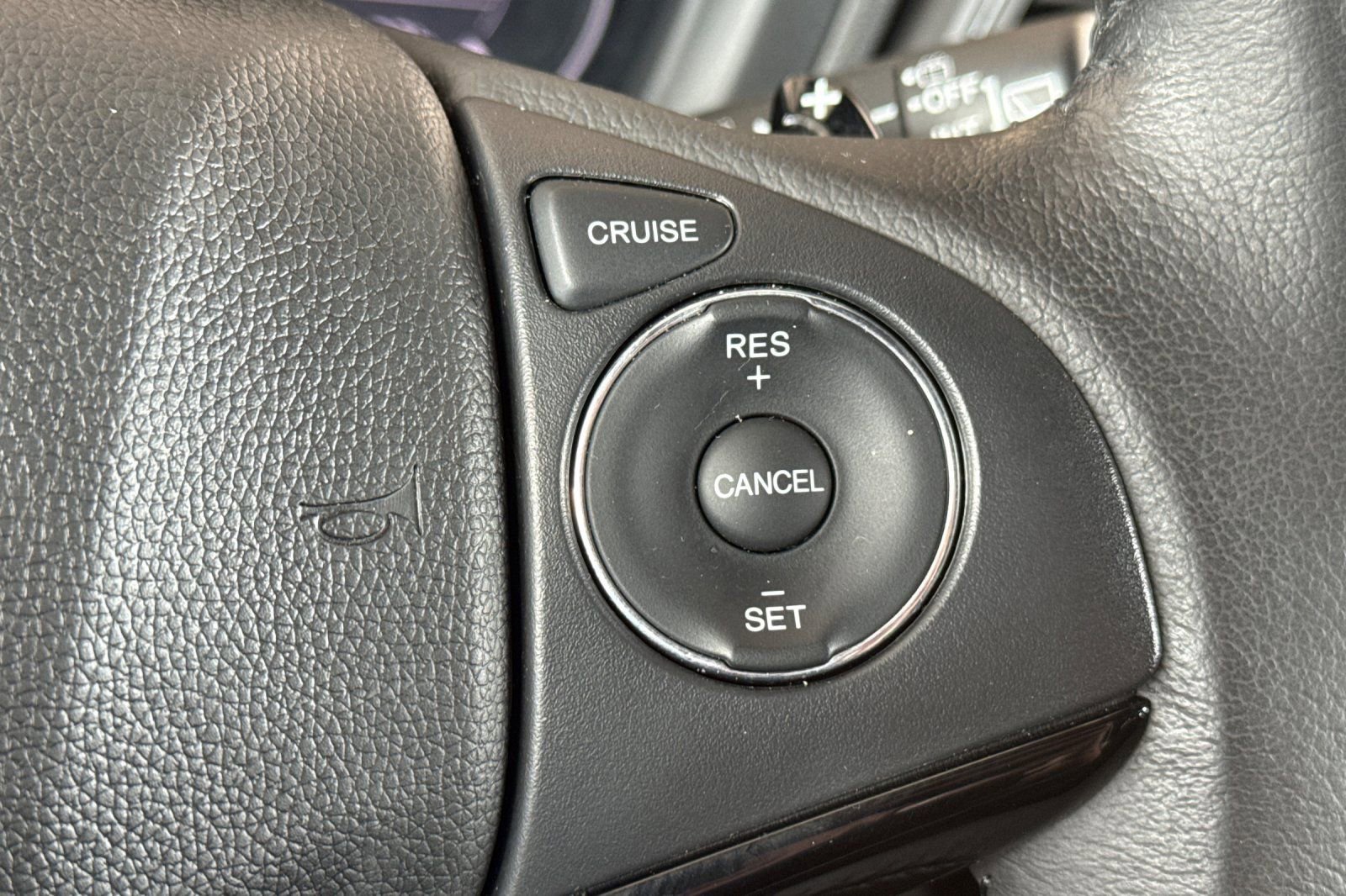 Used 2022 Honda HR-V Sport image 36