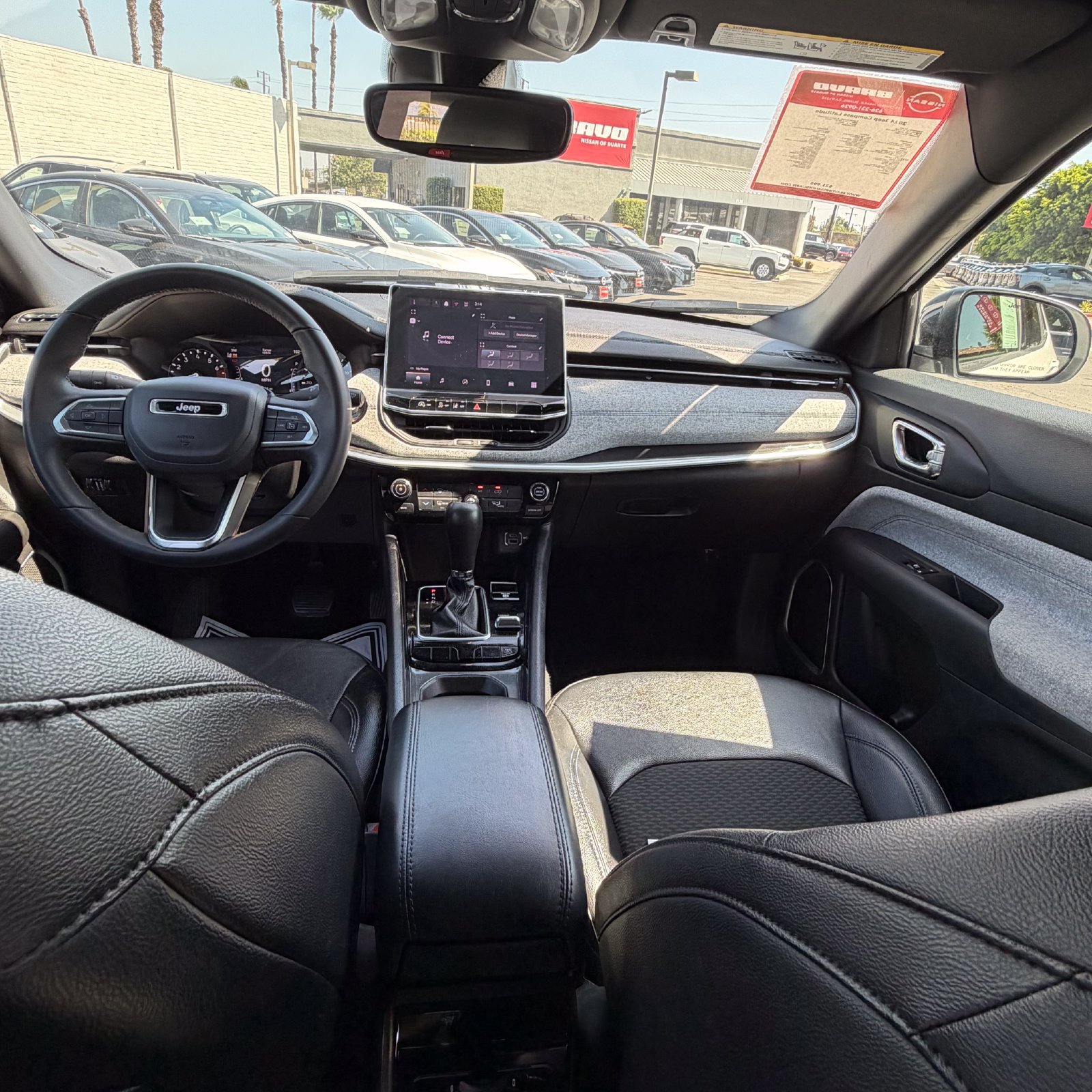 Used 2024 Jeep Compass Latitude AWD/4WD image 31