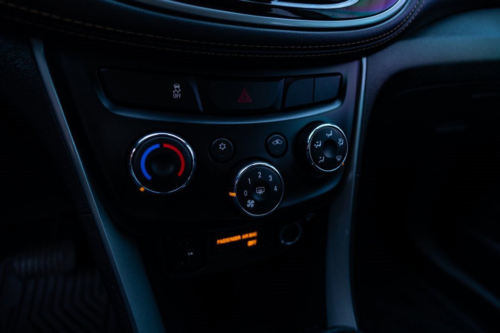 Used 2020 Chevrolet Trax LS w/ Tint and Cruise Package image 14