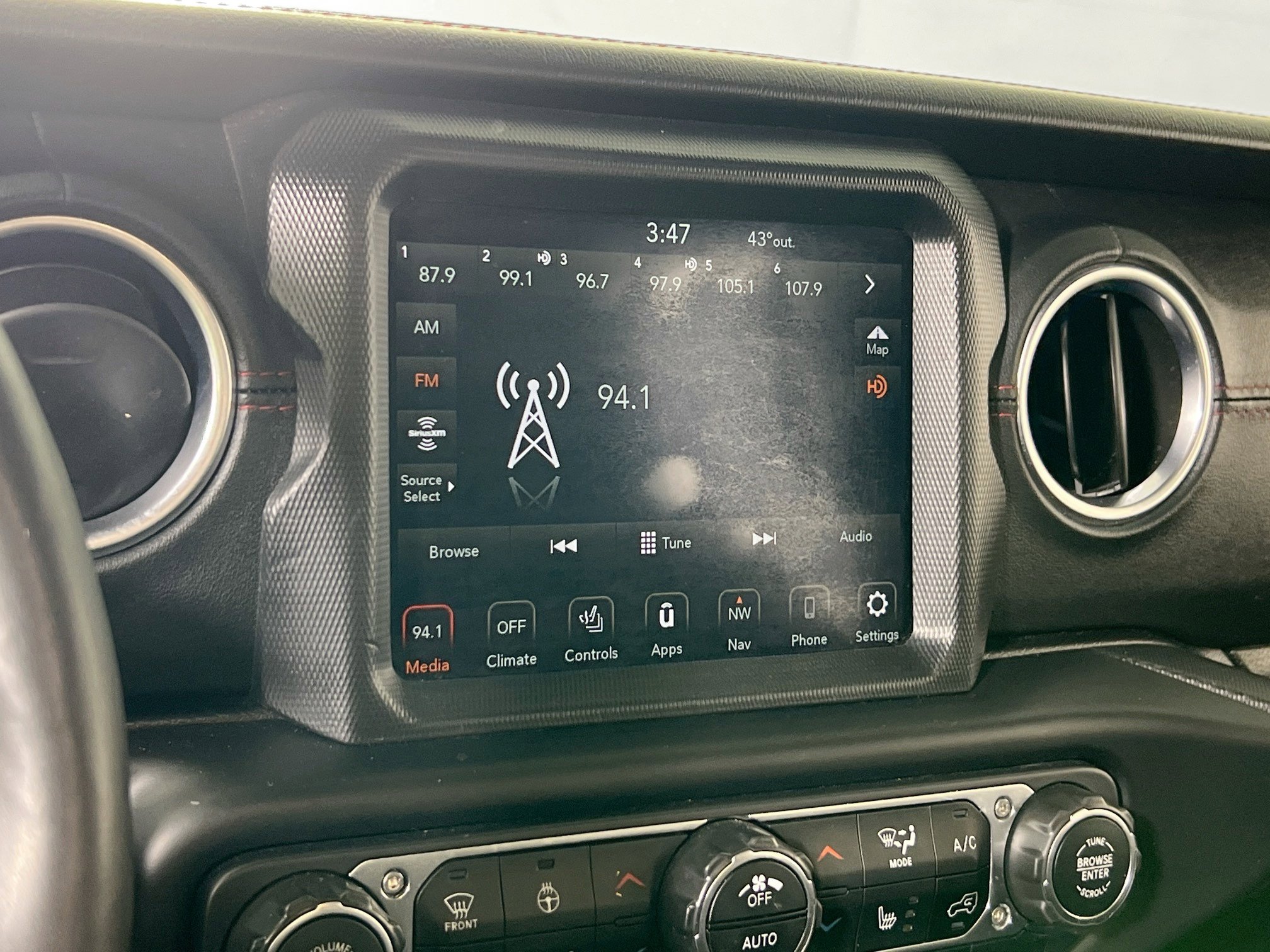 Used 2020 Jeep Gladiator Rubicon image 15