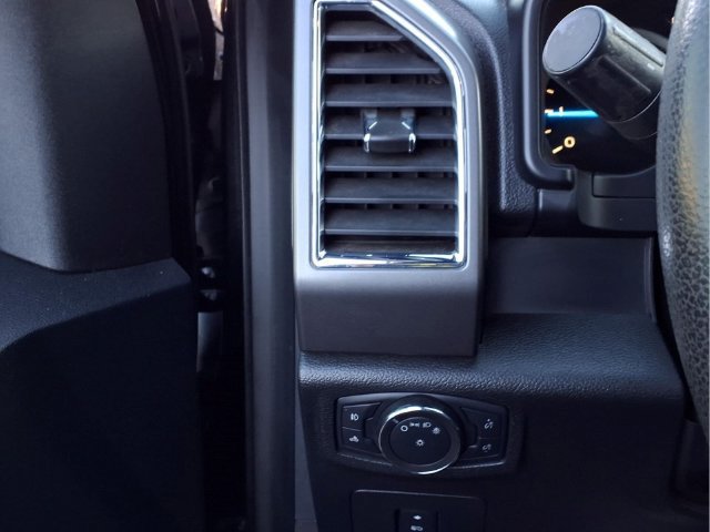 Used 2015 Ford F150 XLT w/ Equipment Group 302A Luxury AWD/4WD image 13