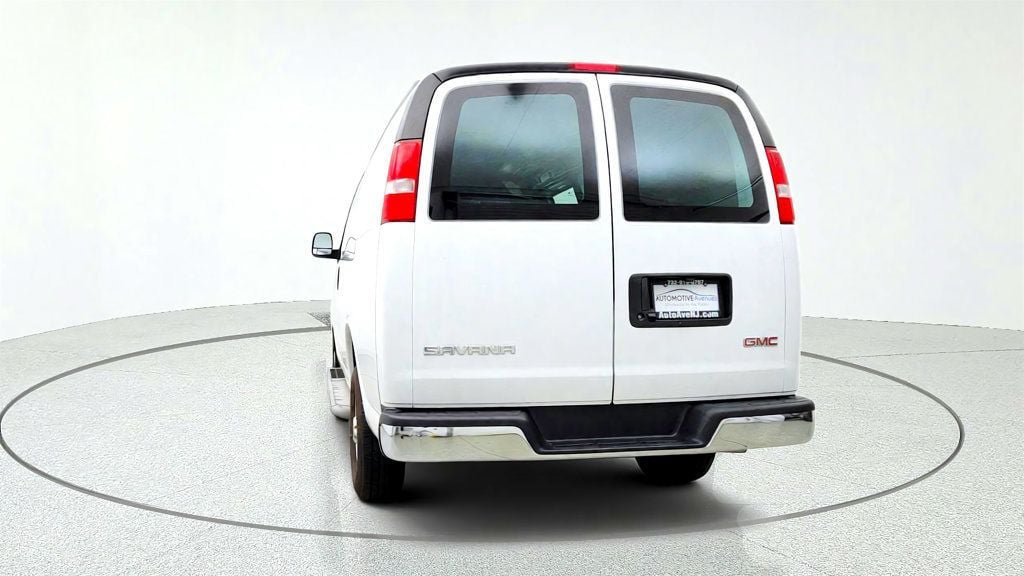 Used 2025 GMC Savana 2500 w/ Driver Convenience Package RWD image 6