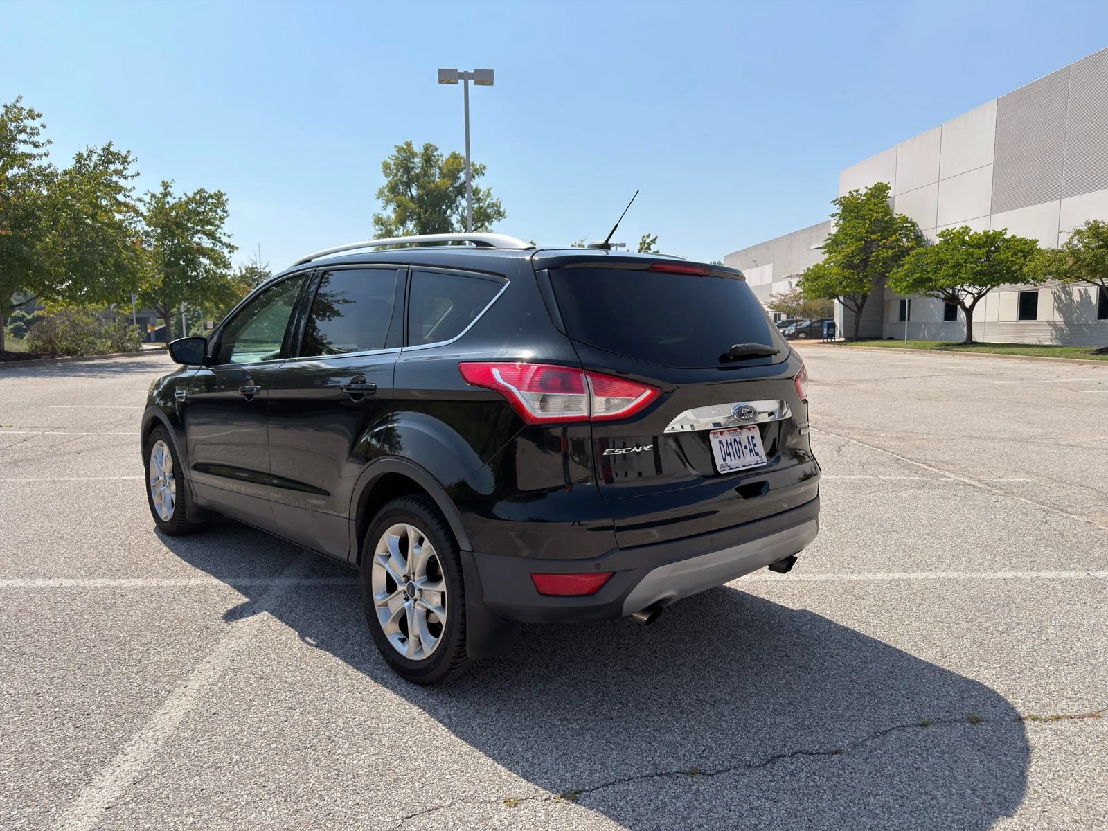 Used 2014 Ford Escape Titanium FWD image 5