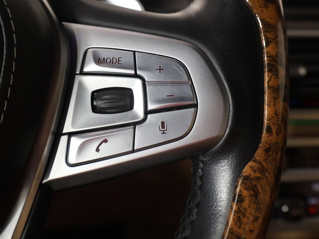 Used 2019 BMW 750i xDrive AWD/4WD image 48